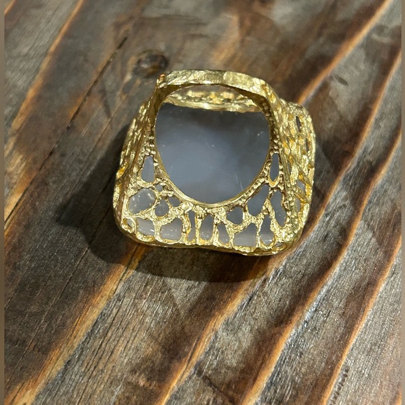 Milky Quartz & Bronze Statement Ring     Sz 7 - Picture 7 of 9